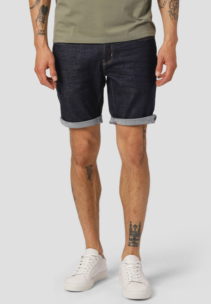 Clean Cut Chris Stretch Shorts hos Stillo