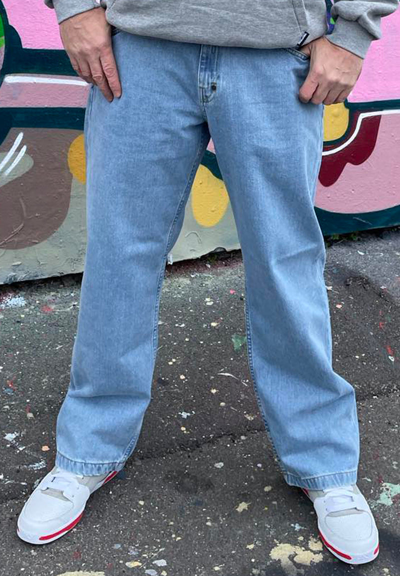 Stillo Basic 4 Pocket Baggy Jeans hos Stillo