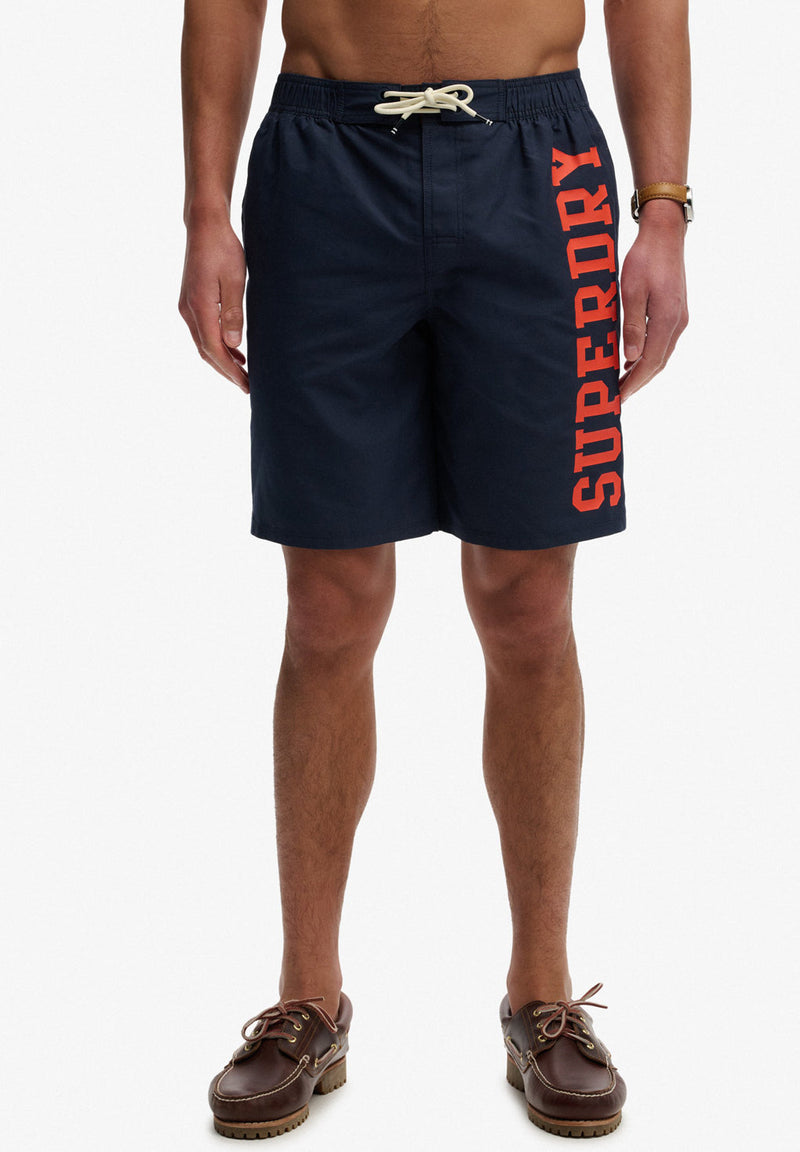 Superdry Logo 19-Inch Boardshorts hos Stillo