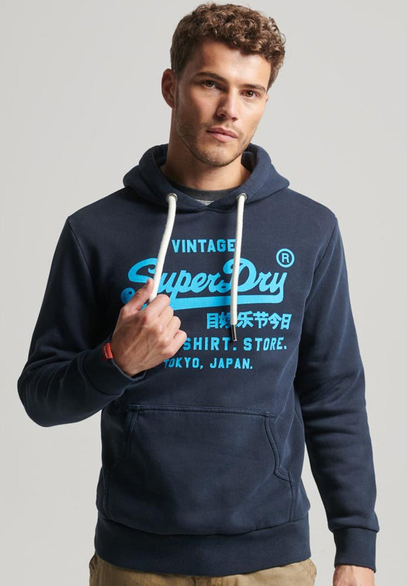 Superdry Neon Vintage Logo Hoodie hos Stillo