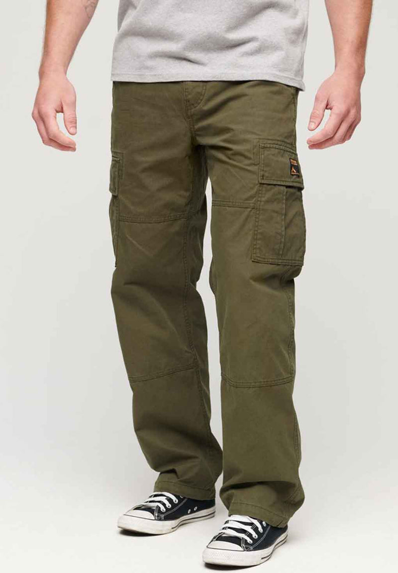 Superdry Organic Cotton Baggy Cargo Pants hos Stillo
