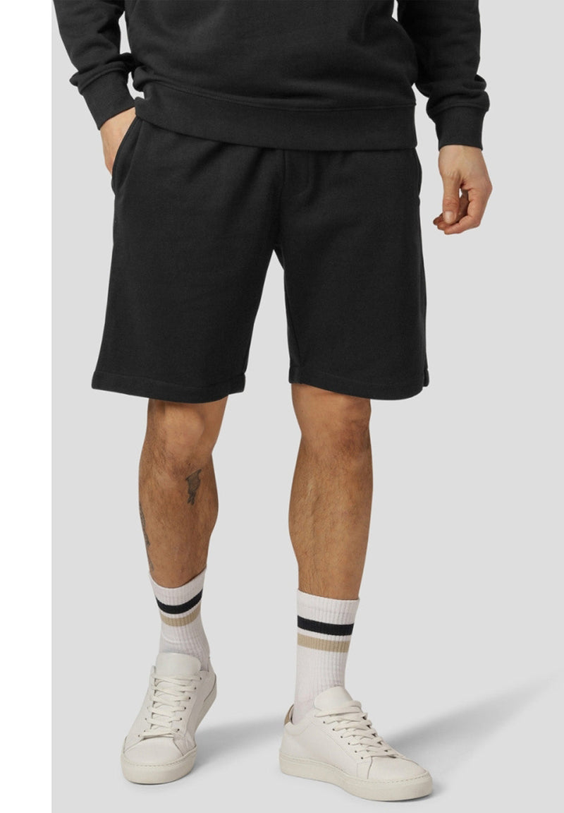 Clean Cut Basic Organic Shorts hos Stillo