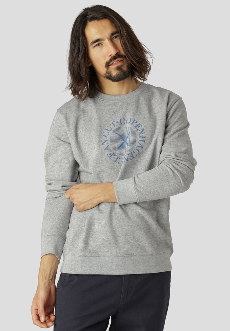 Clean Cut Damon Crewneck hos Stillo