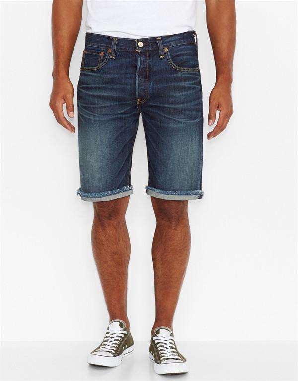 Levi's Original Fit Cut-Off Shorts hos Stillo