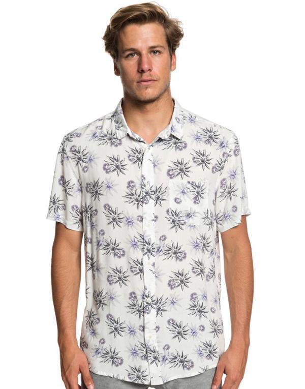 Quicksilver Fluid Geometric S/S Shirt hos Stillo