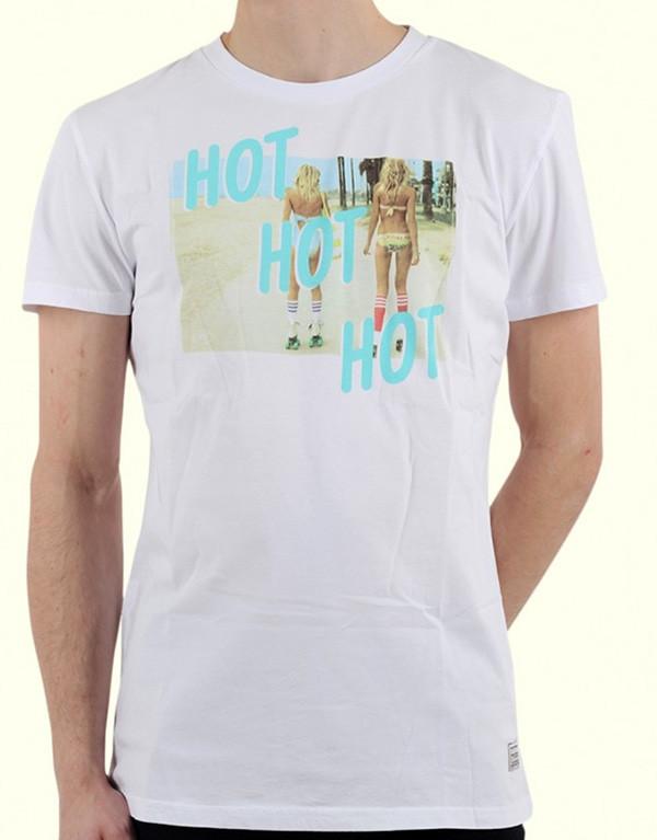 Revolution Hot T-Shirt hos Stillo