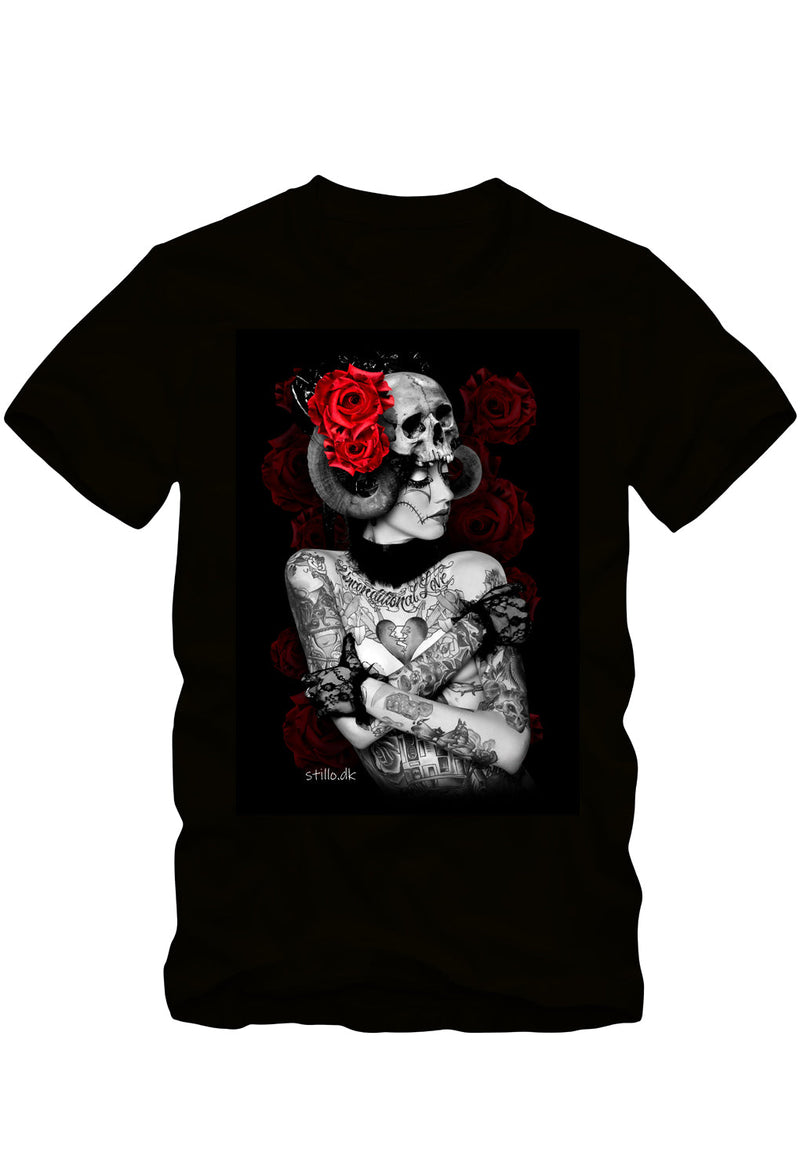 Stillo T-shirt Evil Rose hos Stillo