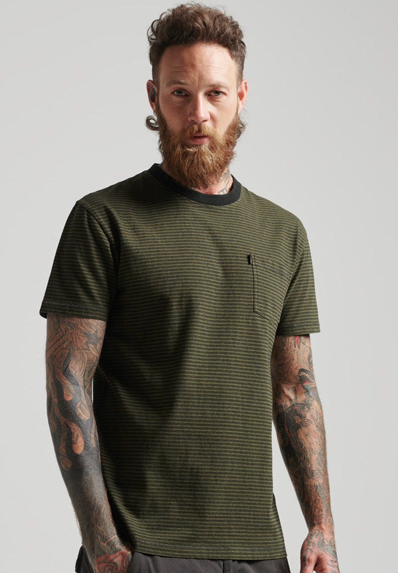 Superdry Organic Cotton Stripe Pocket T-Shirt hos Stillo