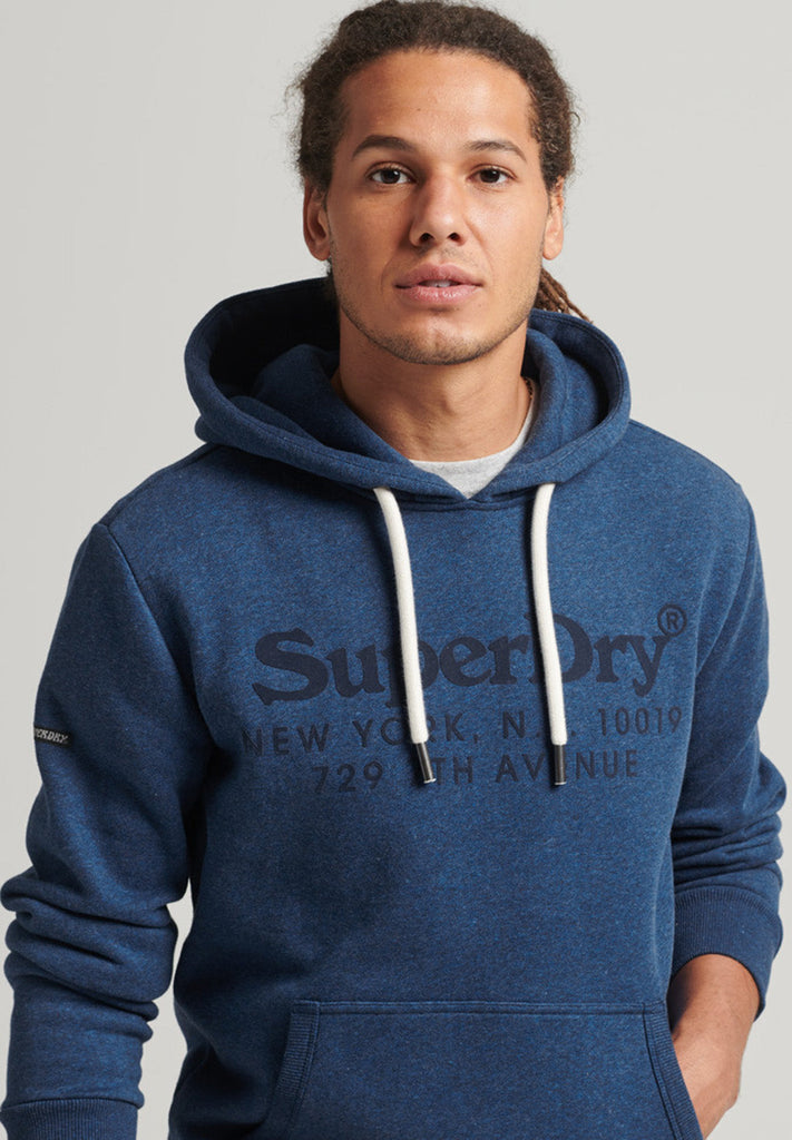 Superdry Venue Tonal Hoodie hos Stillo