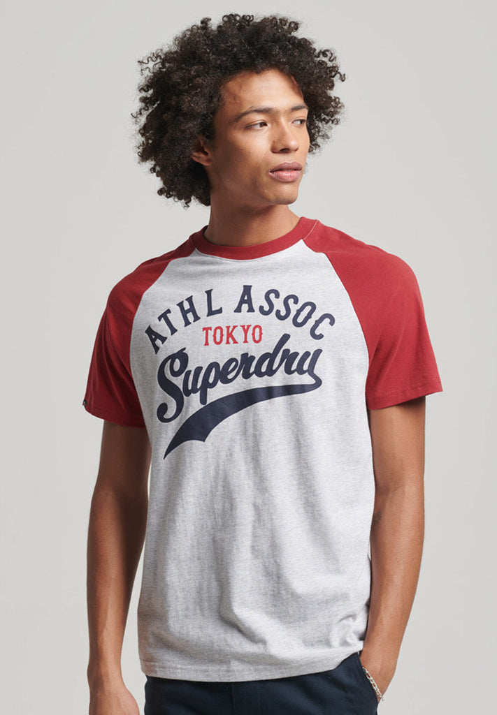 Superdry Vintage Home Run Raglan T-Shirt hos Stillo