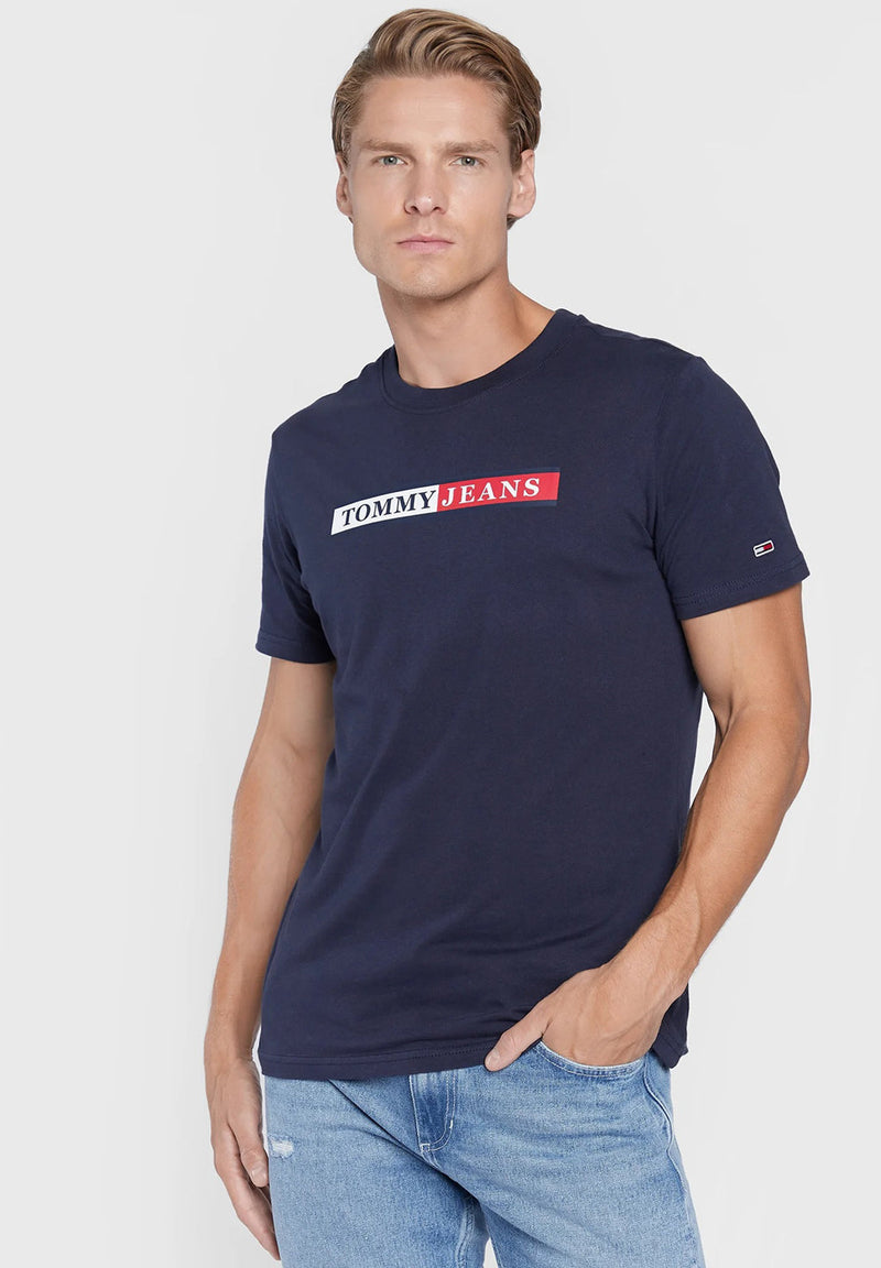Tommy Hilfiger TJM Slim Essential Logo T-Shirt hos Stillo
